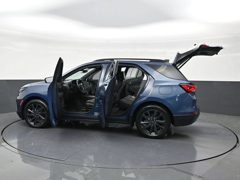 Used 2024 Chevrolet Equinox RS w/ RS Leather Package FWD image 31