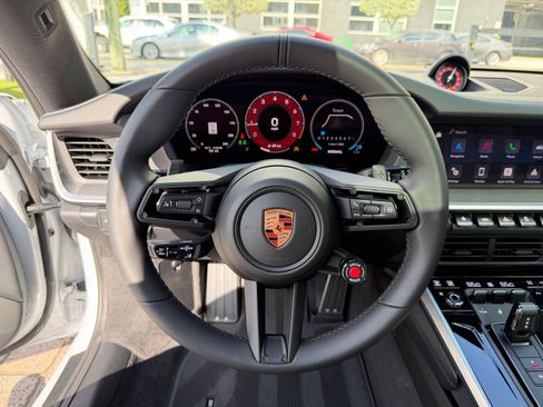 Used 2026 Porsche 911 Carrera 4S AWD/4WD image 37