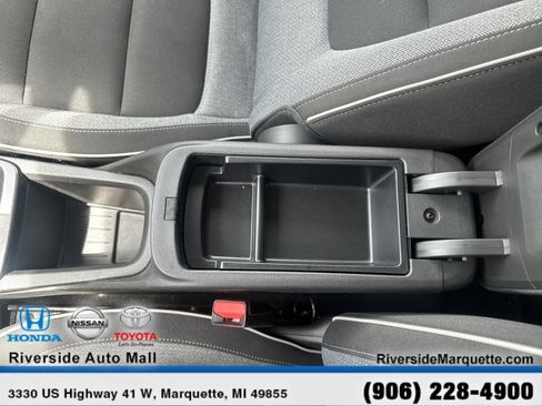 Used 2025 Chevrolet TrailBlazer LT AWD/4WD image 20