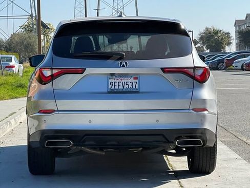 Used 2023 Acura MDX FWD w/ Technology Package image 5