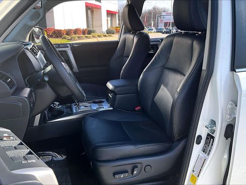Used 2023 Toyota 4Runner Limited image 7