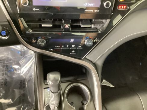 Used 2023 Toyota Camry XSE FWD image 25