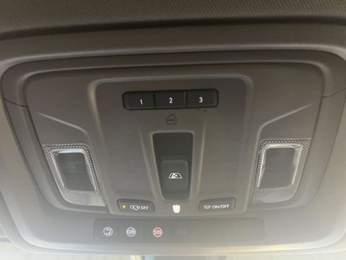 Used 2019 GMC Sierra 1500 SLT image 23