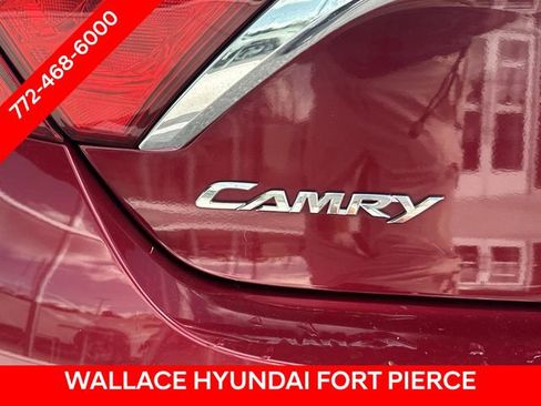 Used 2016 Toyota Camry LE image 8