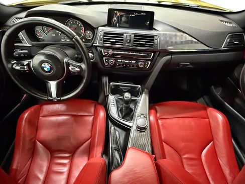 Used 2016 BMW M4 Coupe RWD image 12