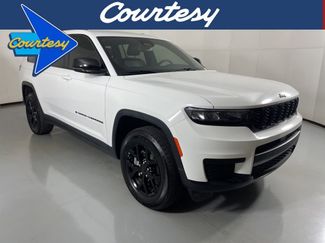 Used 2024 Jeep Grand Cherokee L Laredo video 1