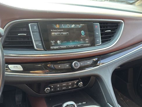 Used 2018 Buick Enclave Avenir w/ Avenir Technology Package image 15