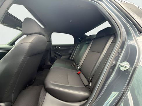 Used 2025 Honda Civic Sport image 14