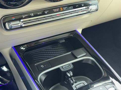 Used 2023 Mercedes-Benz EQB 350 4MATIC SUV w/ Exclusive Package image 31