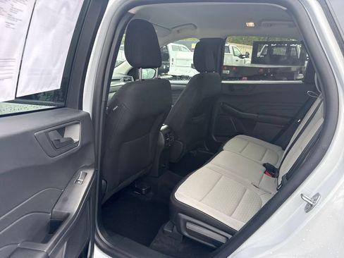 Used 2025 Ford Escape Active FWD image 17