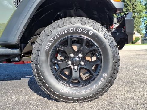 Used 2021 Jeep Wrangler Sport AWD/4WD image 9