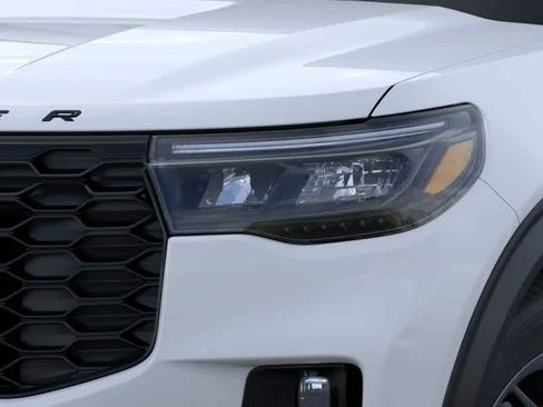 New 2026 Ford Explorer ST-Line w/ ST-Line Street Pack AWD/4WD image 18