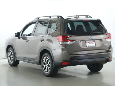 Used 2023 Subaru Forester Premium AWD/4WD image 43
