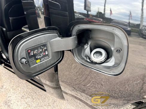 Used 2024 RAM 1500 Laramie RWD image 29