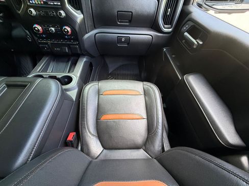 Used 2020 GMC Sierra 1500 AT4 w/ AT4 Premium Package AWD/4WD image 38
