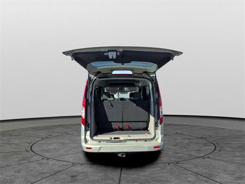 Used 2016 Ford Transit Connect Titanium image 7