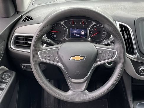 Used 2022 Chevrolet Equinox LT FWD image 12