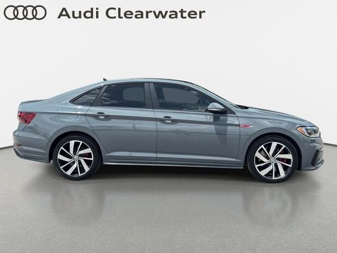Used 2019 Volkswagen Jetta R-Line FWD image 5