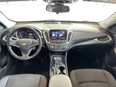 Used 2020 Chevrolet Malibu RS FWD image 16