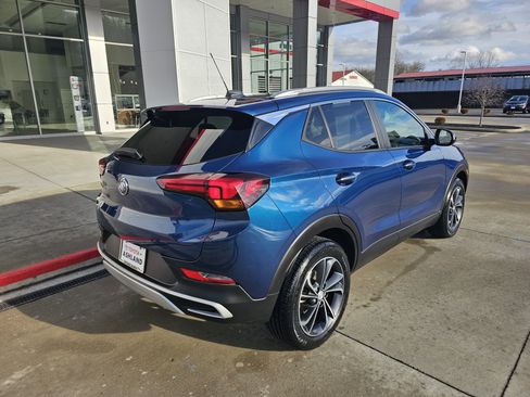 Used 2021 Buick Encore GX Select image 4