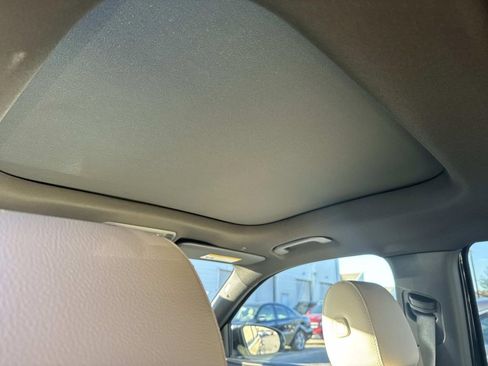 New 2026 Mercedes-Benz GLB 250 image 8