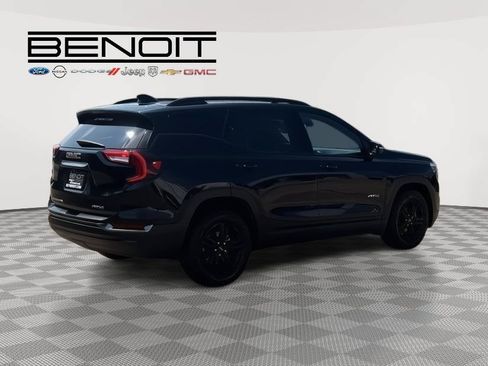 Used 2023 GMC Terrain AT4 w/ LPO, Floor Liner Package AWD/4WD image 5