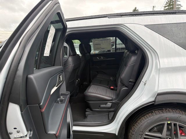 Used 2026 Ford Explorer ST-Line w/ ST-Line Street Pack AWD/4WD image 53