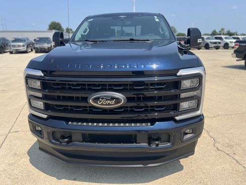 Used 2024 Ford F250 Lariat w/ Black Appearance Package AWD/4WD image 14