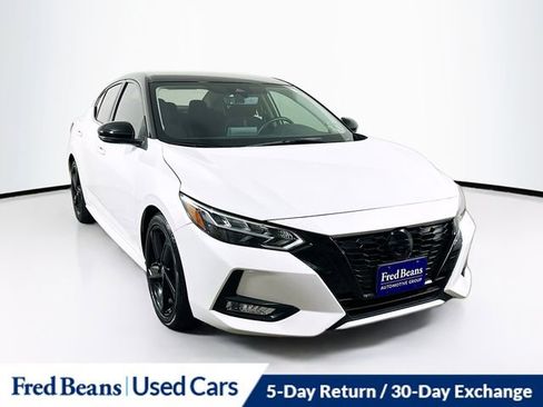 Used 2023 Nissan Sentra SR w/ Midnight Edition Package FWD image 1