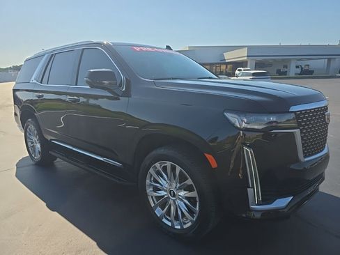 Used 2022 Cadillac Escalade Premium Luxury RWD image 7