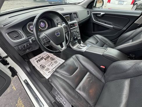 Used 2012 Volvo S60 T5 w/ Multimedia Pkg FWD image 15