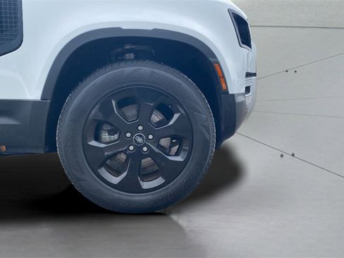 Used 2022 Land Rover Defender 110 S image 14