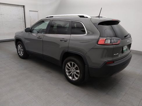 Used 2021 Jeep Cherokee Latitude Plus AWD/4WD image 3