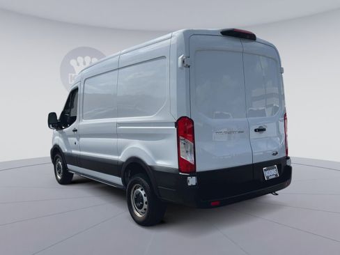 Used 2023 Ford Transit 250 Medium Roof image 10