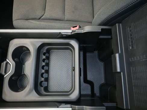 Used 2019 RAM 1500 Big Horn AWD/4WD image 19
