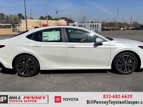 New 2026 Toyota Camry XLE image 6