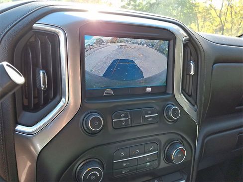 Certified 2019 Chevrolet Silverado 1500 LT Trail Boss image 15