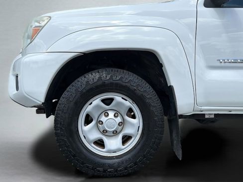 Used 2014 Toyota Tacoma 4x4 Access Cab w/ SR5 Package image 30