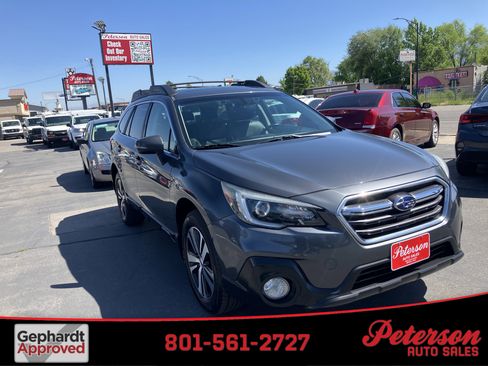 Used 2018 Subaru Outback 3.6R Limited image 1