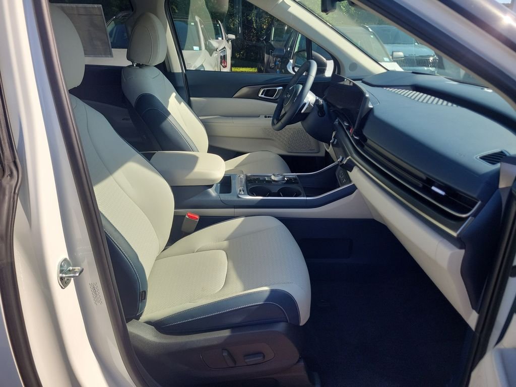 New 2026 Kia Carnival SX Prestige FWD image 7