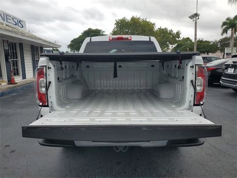 Used 2018 GMC Canyon 2WD Crew Cab image 25