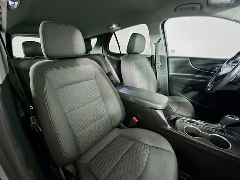 Used 2021 Chevrolet Equinox LT FWD image 25