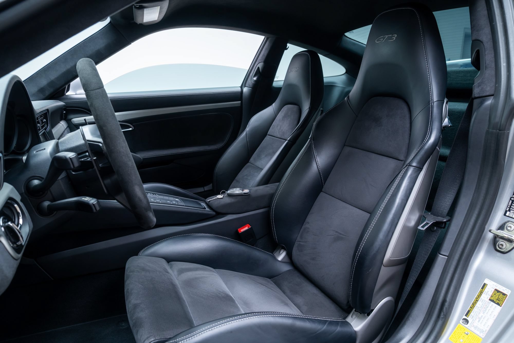 Used 2015 Porsche 911 GT3 RWD image 25