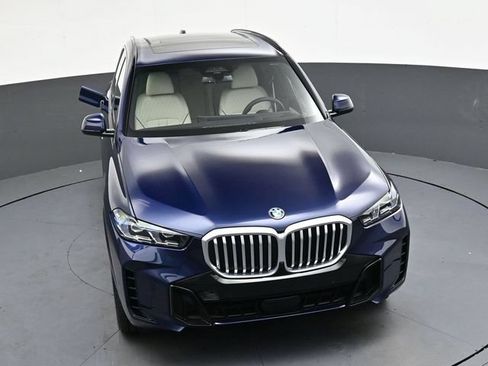 Used 2026 BMW X5 xDrive40i w/ M Sport Package AWD/4WD image 28