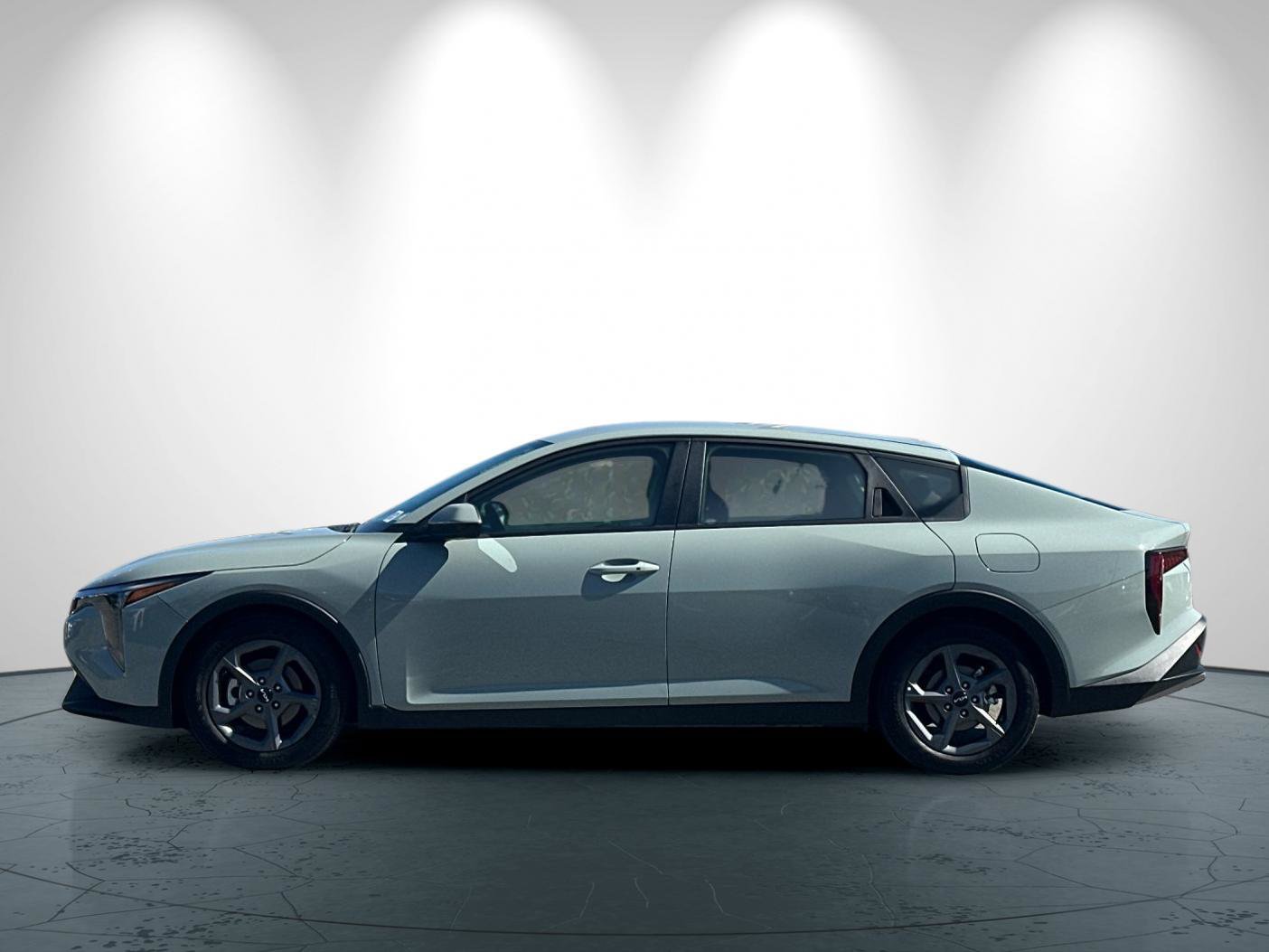 Used 2025 Kia K4 FWD image 7