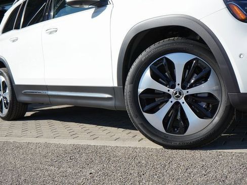 New 2026 Mercedes-Benz GLB 250 image 10