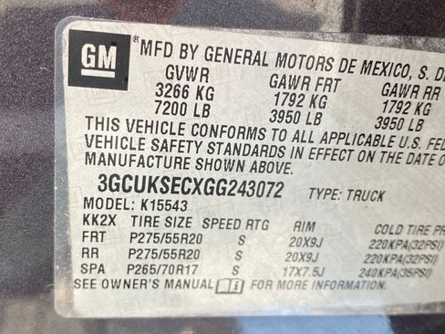 Used 2016 Chevrolet Silverado 1500 LTZ w/ LTZ Plus Package AWD/4WD image 30