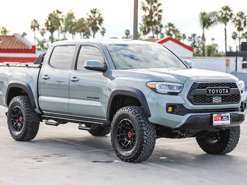 Used 2023 Toyota Tacoma TRD Off-Road image 4