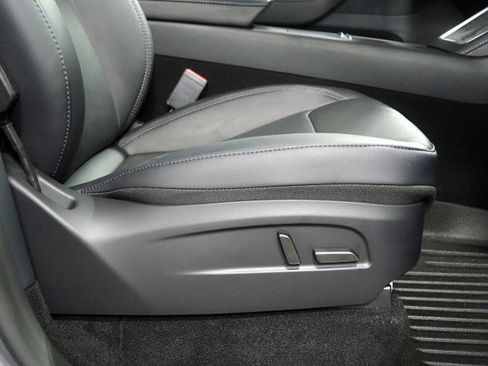 Used 2026 Tesla Model Y Long Range RWD image 65