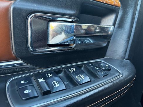 Used 2015 RAM 2500 Longhorn w/ Convenience Group image 23